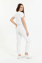 Kép betöltése a galériamegjelenítőbe: Wio Női Jogger Szett - Fehér