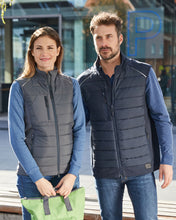 Kép betöltése a galériamegjelenítőbe: James&Nicholson Padded Unisex Mellény 2