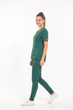 Kép betöltése a galériamegjelenítőbe: Wio Női Janet Szett - Zöld