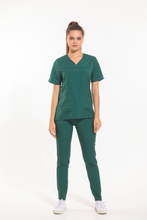 Kép betöltése a galériamegjelenítőbe: Wio Női Janet Szett - Zöld