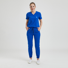 Kép betöltése a galériamegjelenítőbe: Wio Női Jogger Szett - Világos Kék