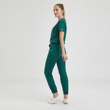 Kép betöltése a galériamegjelenítőbe: Wio Női Jogger Szett - Zőld
