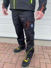 Kép betöltése a galériamegjelenítőbe: Burgia Image AIR Deréknadrág Fekete/Narancs/Citrom