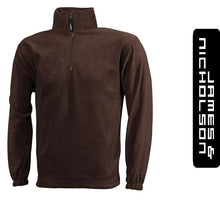 Kép betöltése a galériamegjelenítőbe: James & Nicholson Polár Pulóver Cipzáras Nyakkal Barna