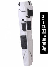 Kép betöltése a galériamegjelenítőbe: James & Nicholson Strong Style Deréknadrág Fehér1