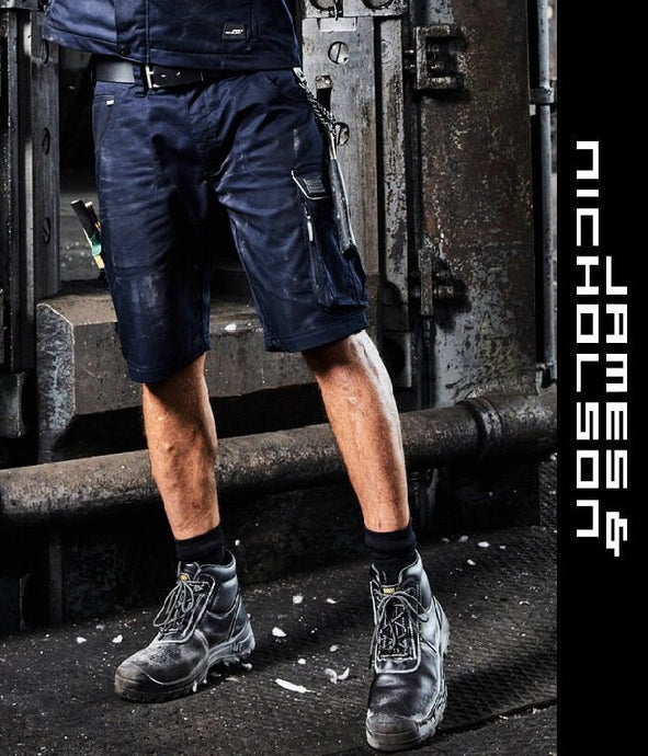 Minőség és Stílus: Fedezd fel a James & Nicholson Munkaruha Márkát a Rooster Workwear Webshopban